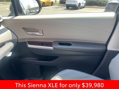 2023 Toyota Sienna XLE
