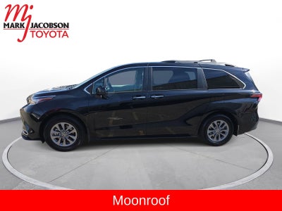 2021 Toyota Sienna XLE 7 Passenger