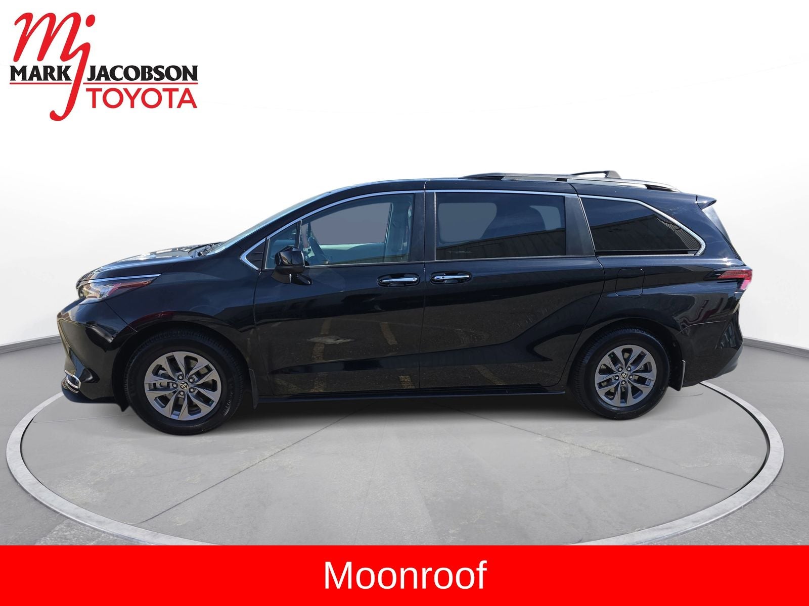 2021 Toyota Sienna XLE 7 Passenger