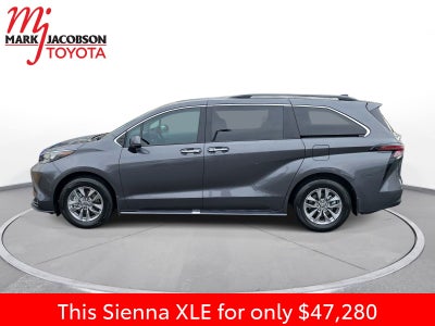 2025 Toyota Sienna XLE 8 Passenger