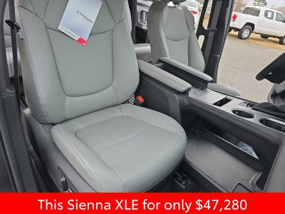 2025 Toyota Sienna XLE 8 Passenger