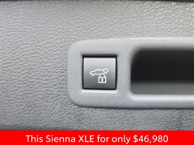 2025 Toyota Sienna XLE 8 Passenger