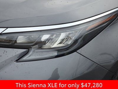 2025 Toyota Sienna XLE 8 Passenger