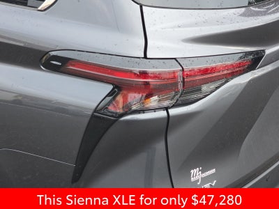 2025 Toyota Sienna XLE 8 Passenger