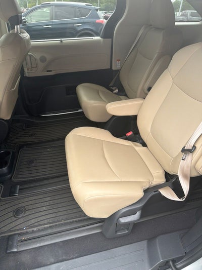2021 Toyota Sienna XLE 7 Passenger