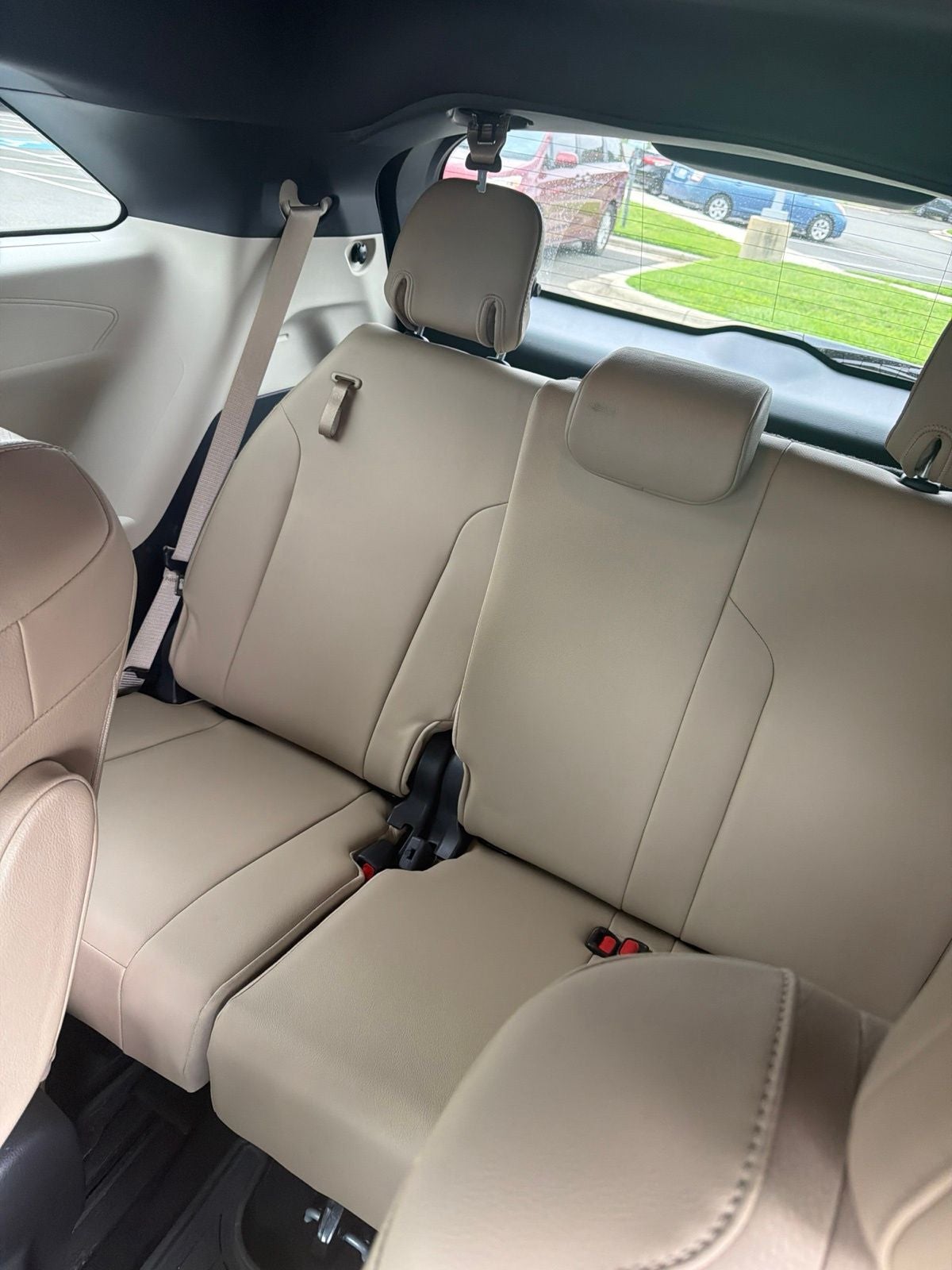2021 Toyota Sienna XLE 7 Passenger