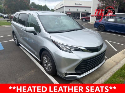 2021 Toyota Sienna XLE 7 Passenger