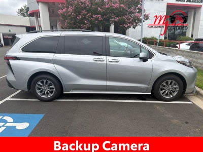 2021 Toyota Sienna XLE 7 Passenger