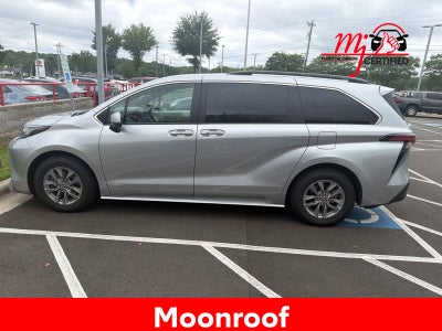 2021 Toyota Sienna XLE 7 Passenger