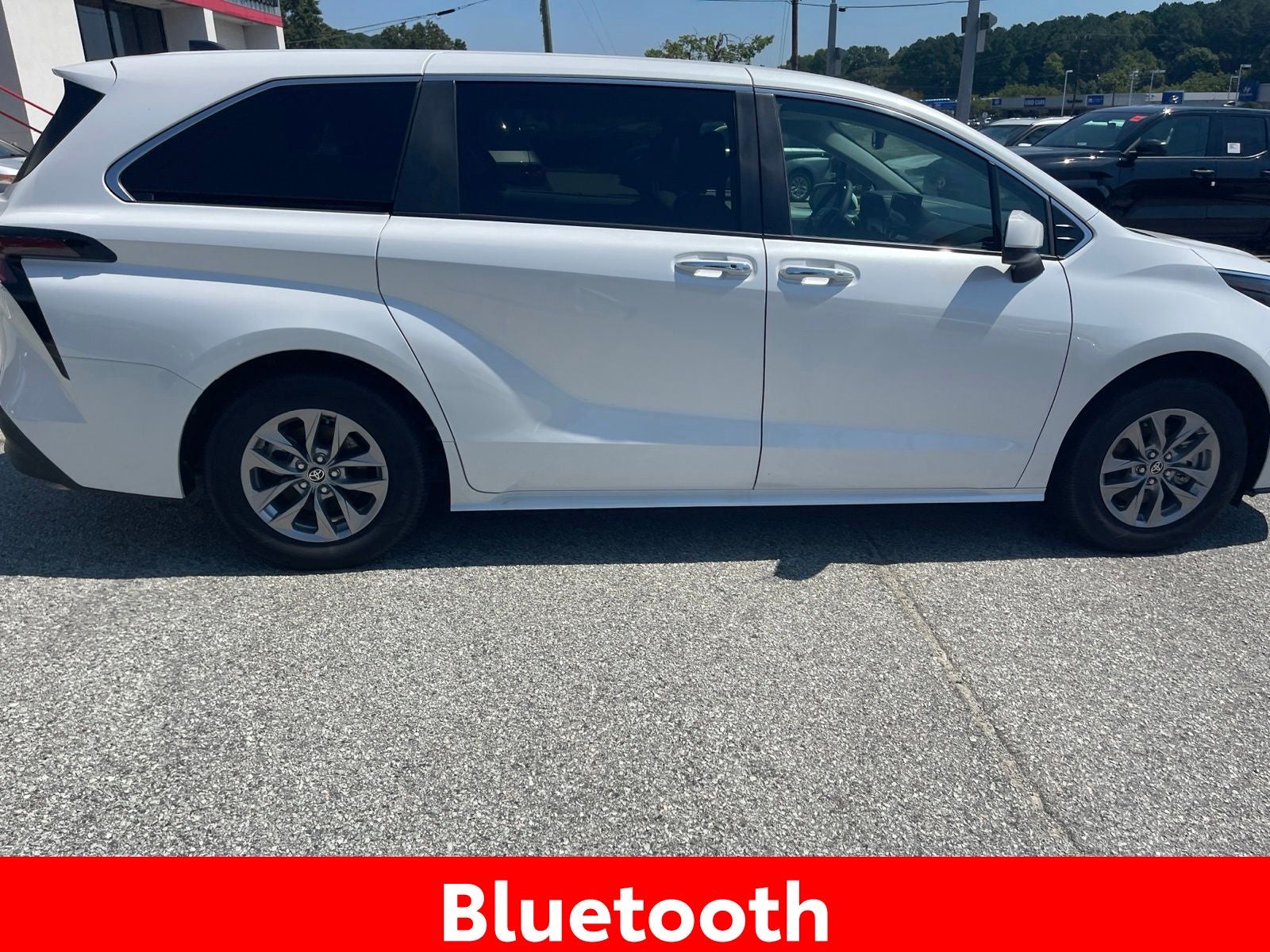 2025 Toyota Sienna XLE 7 Passenger