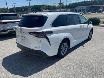 2025 Toyota Sienna XLE 7 Passenger