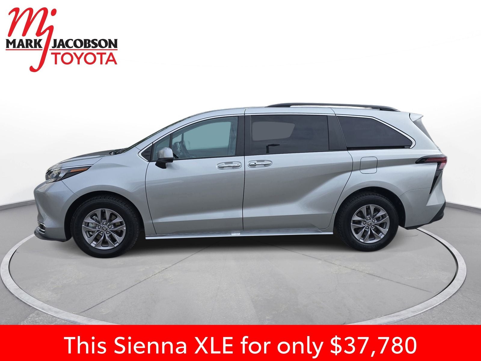 2024 Toyota Sienna XLE 7 Passenger