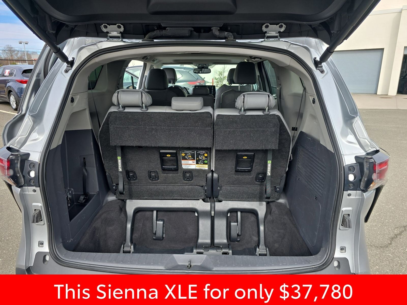 2024 Toyota Sienna XLE 7 Passenger