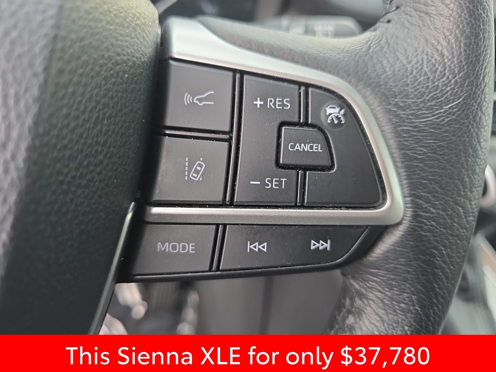 2024 Toyota Sienna XLE 7 Passenger