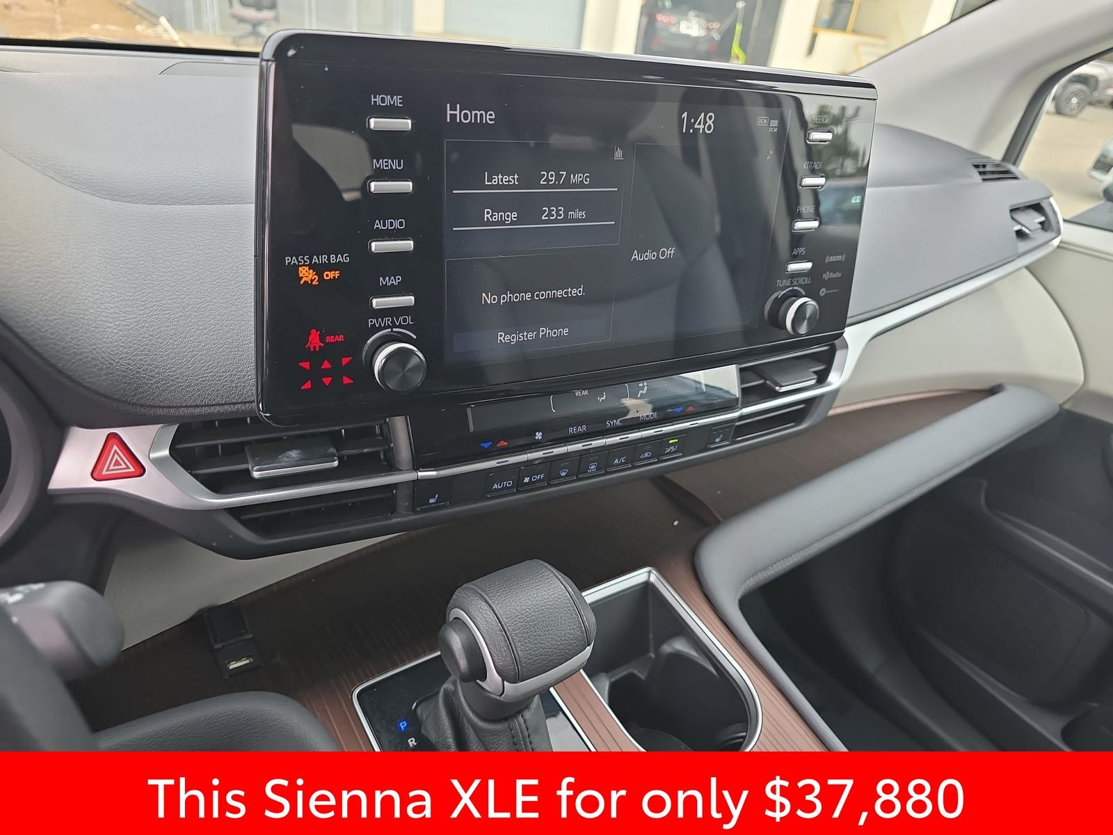 2024 Toyota Sienna XLE 7 Passenger