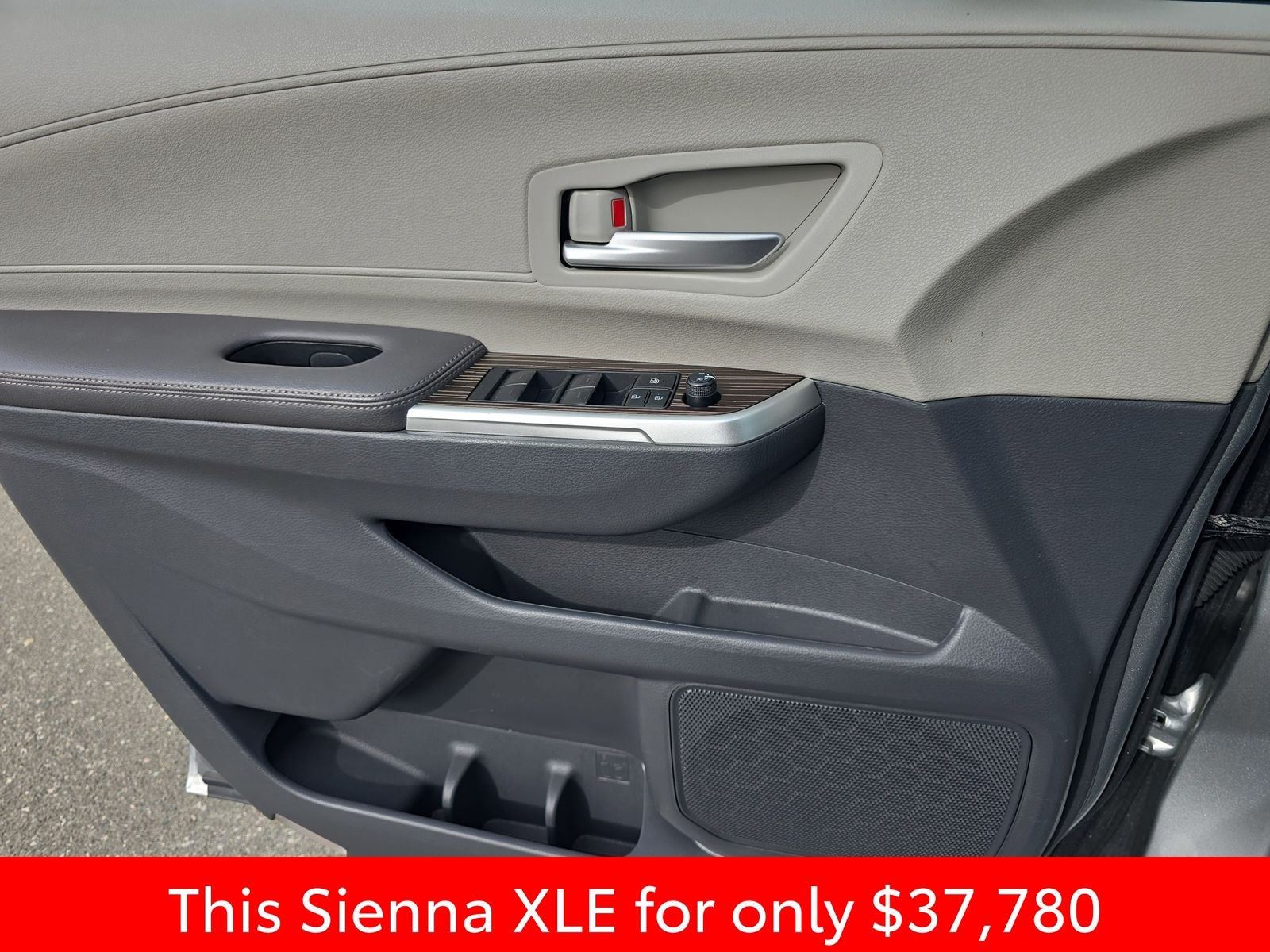 2024 Toyota Sienna XLE 7 Passenger