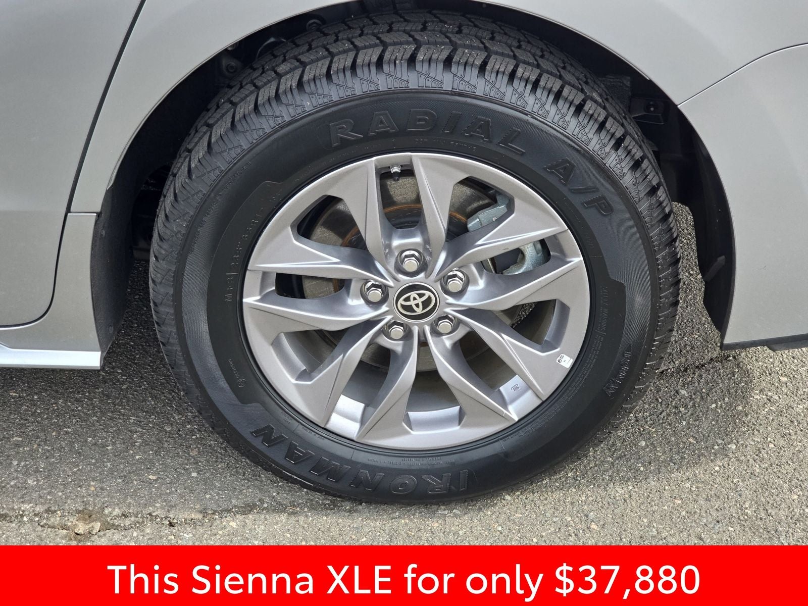 2024 Toyota Sienna XLE 7 Passenger