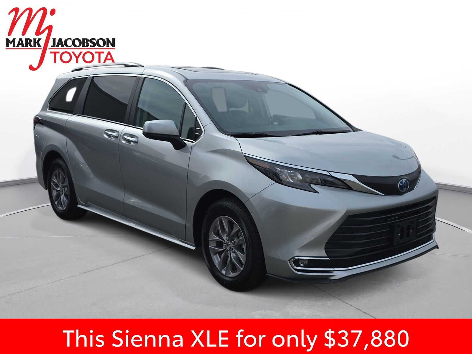 2024 Toyota Sienna XLE 7 Passenger