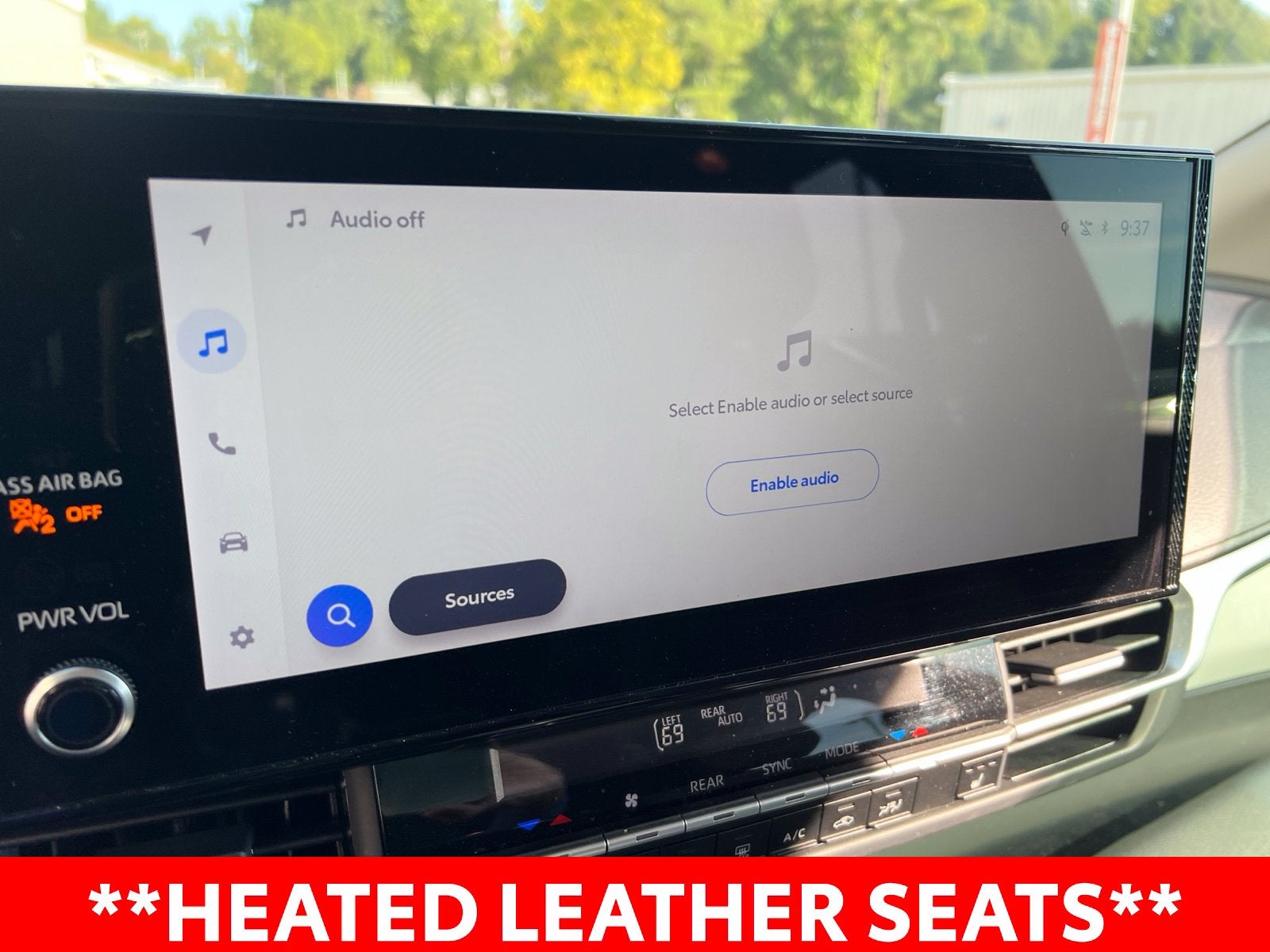 2025 Toyota Sienna XLE 8 Passenger