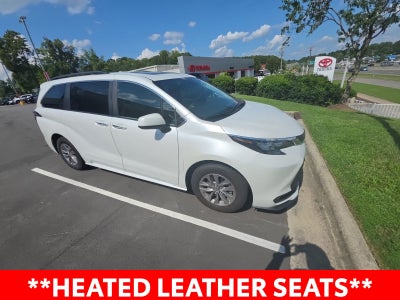 2025 Toyota Sienna XLE