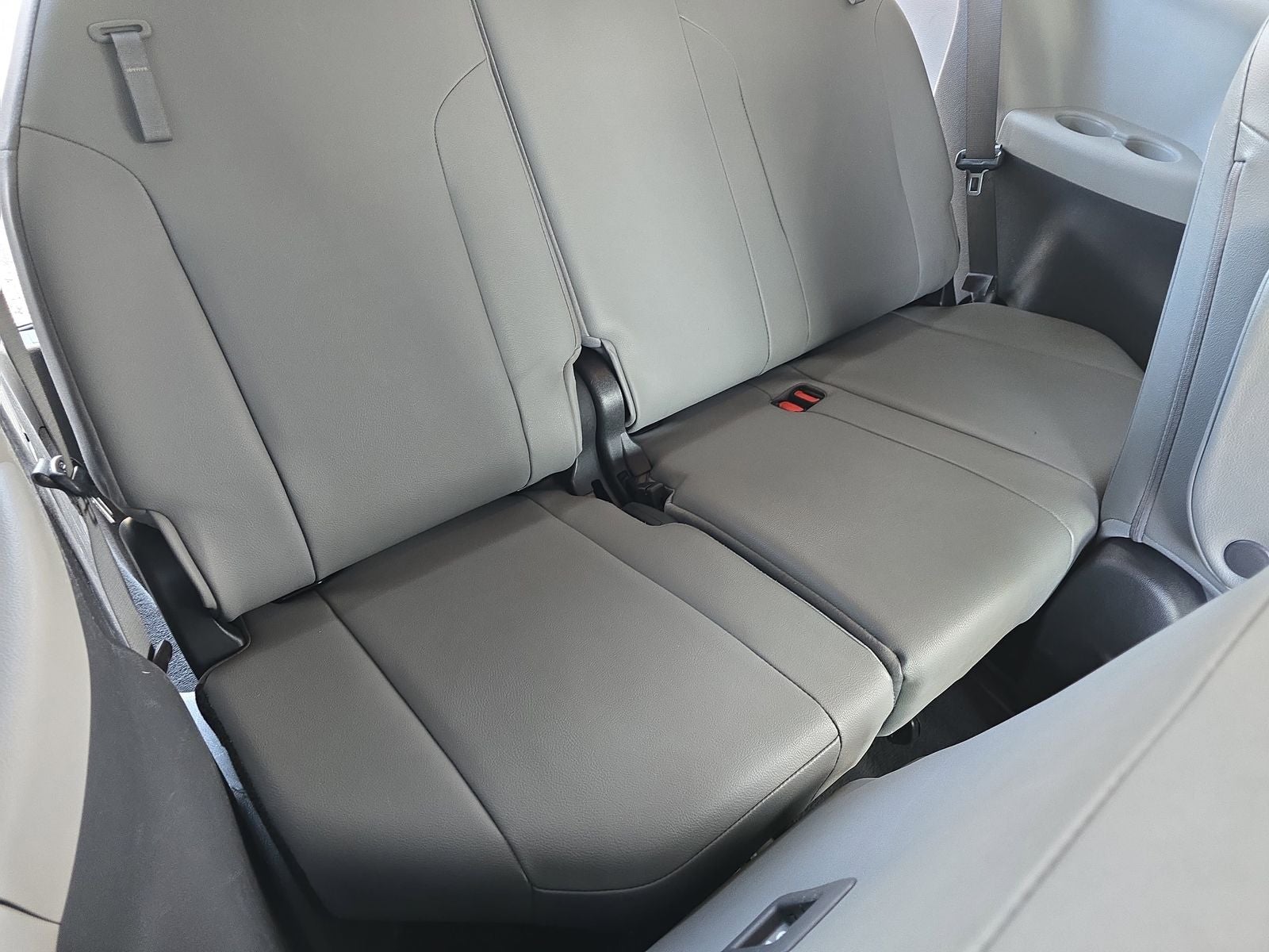 2022 Toyota Sienna XLE 7 Passenger