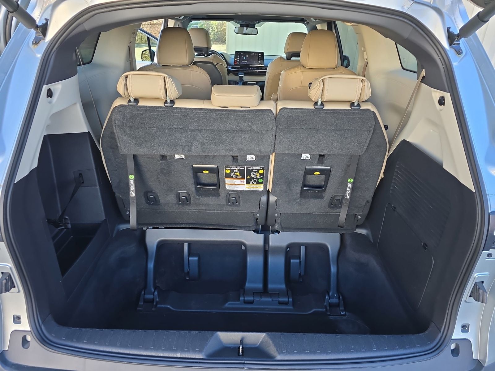 2022 Toyota Sienna XLE 7 Passenger