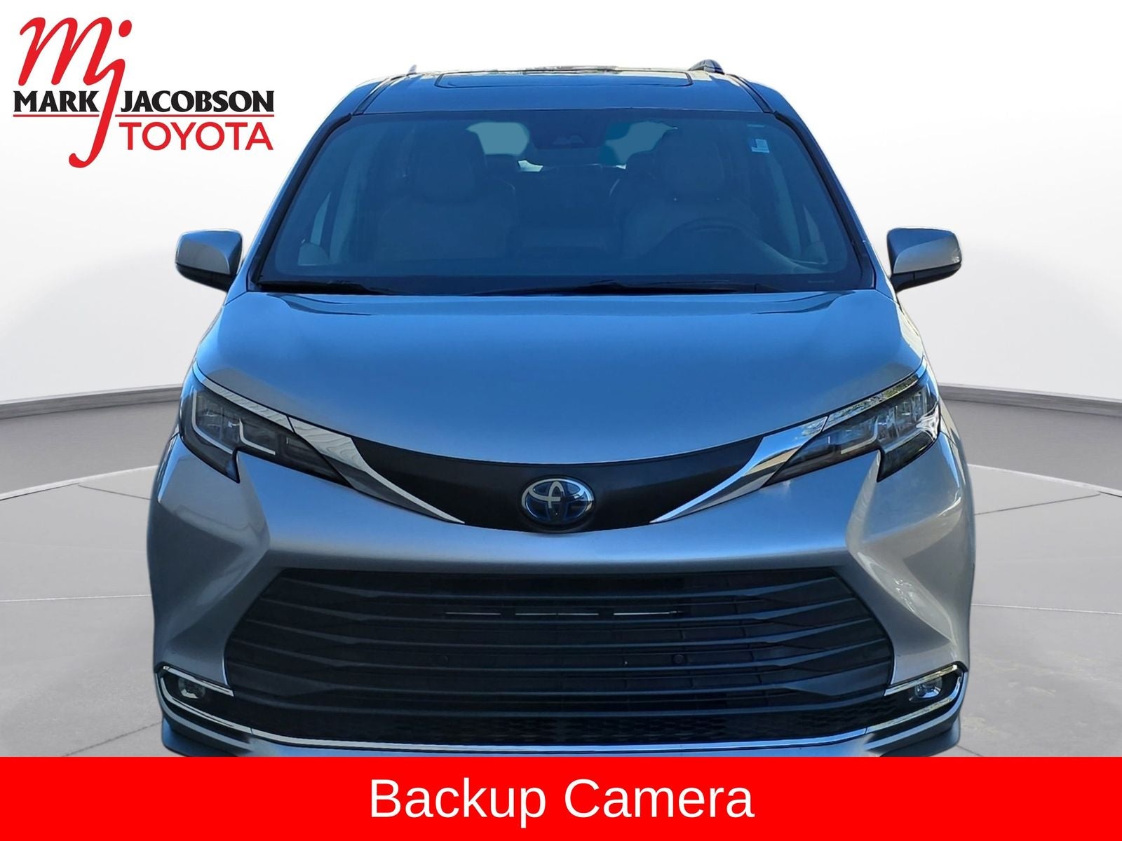 2022 Toyota Sienna XLE 7 Passenger