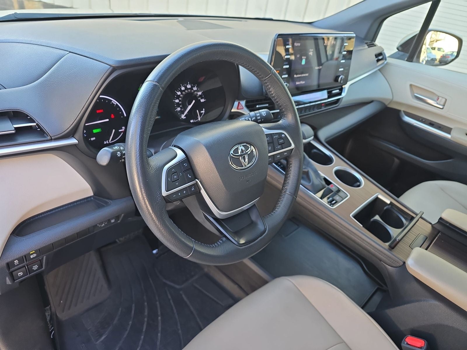 2022 Toyota Sienna XLE 7 Passenger