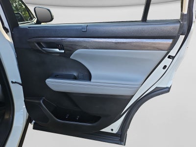 2022 Toyota Highlander Limited