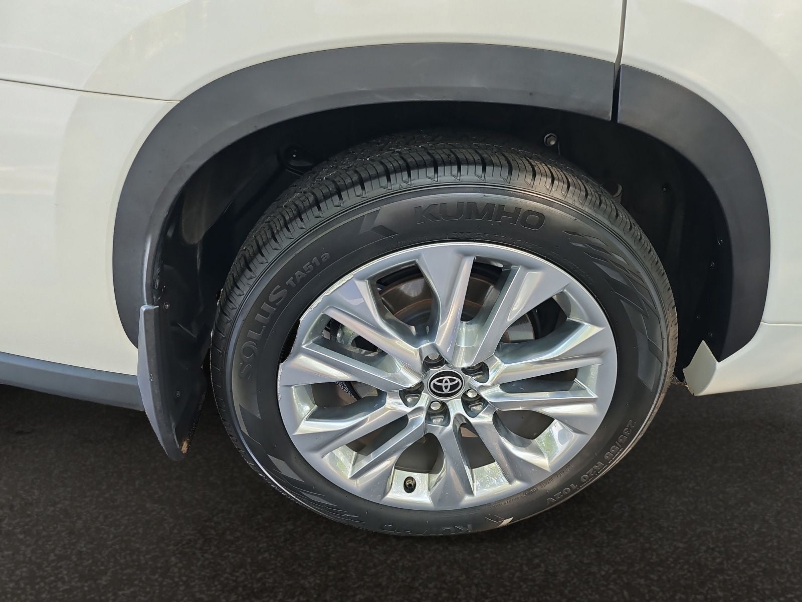 2022 Toyota Highlander Limited