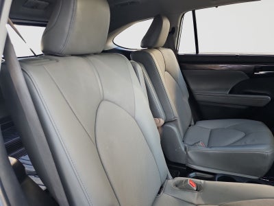 2022 Toyota Highlander Limited