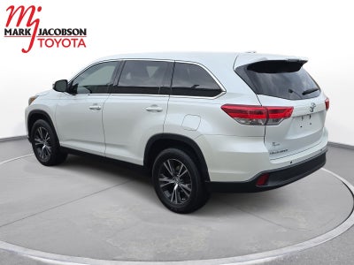 2019 Toyota Highlander LE