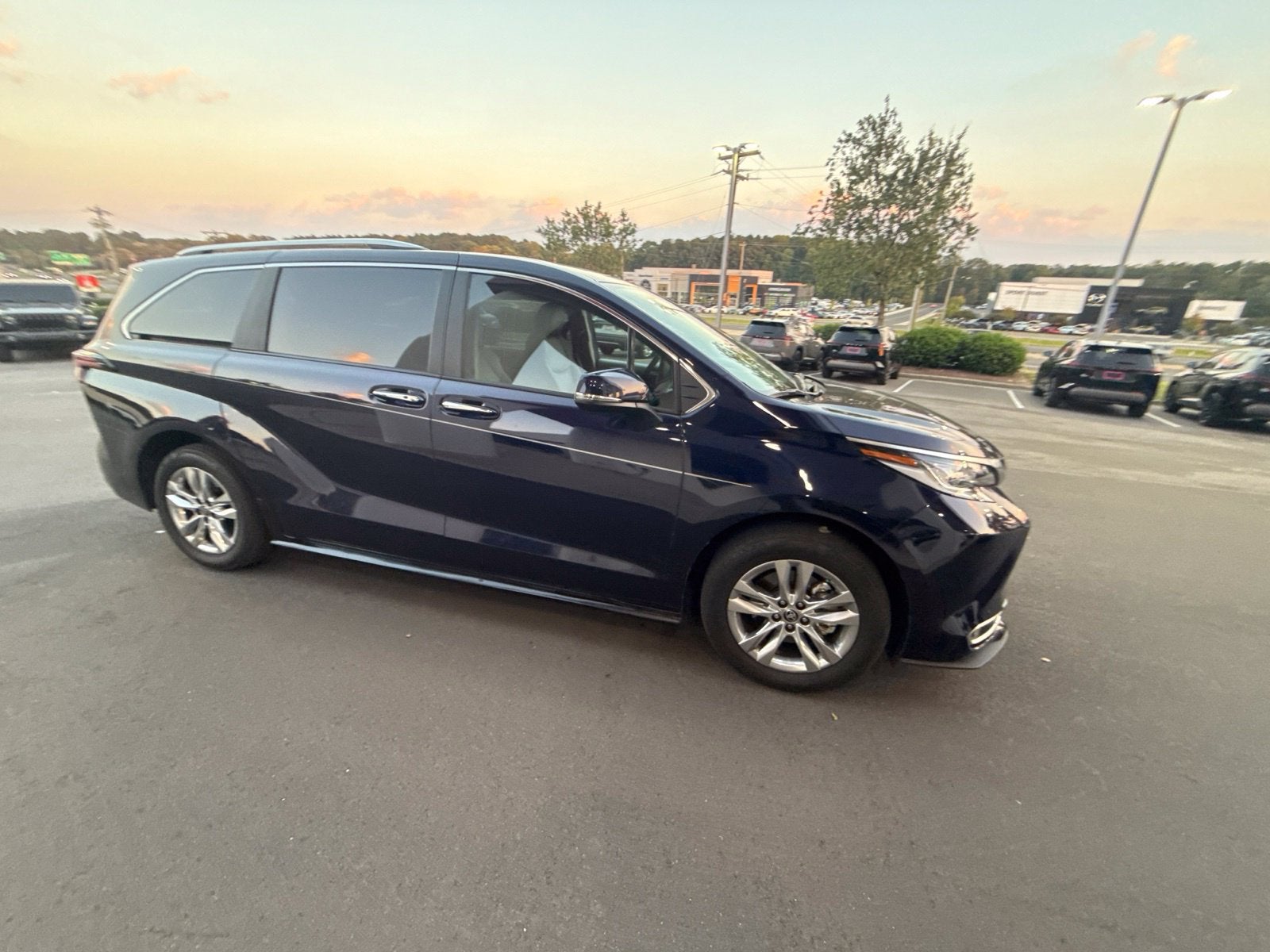 2024 Toyota Sienna Limited 7 Passenger