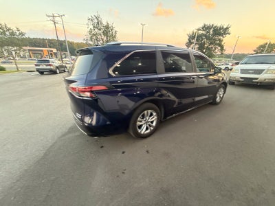 2024 Toyota Sienna Limited 7 Passenger