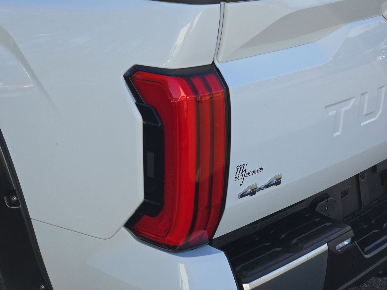 2024 Toyota Tundra Hybrid Limited