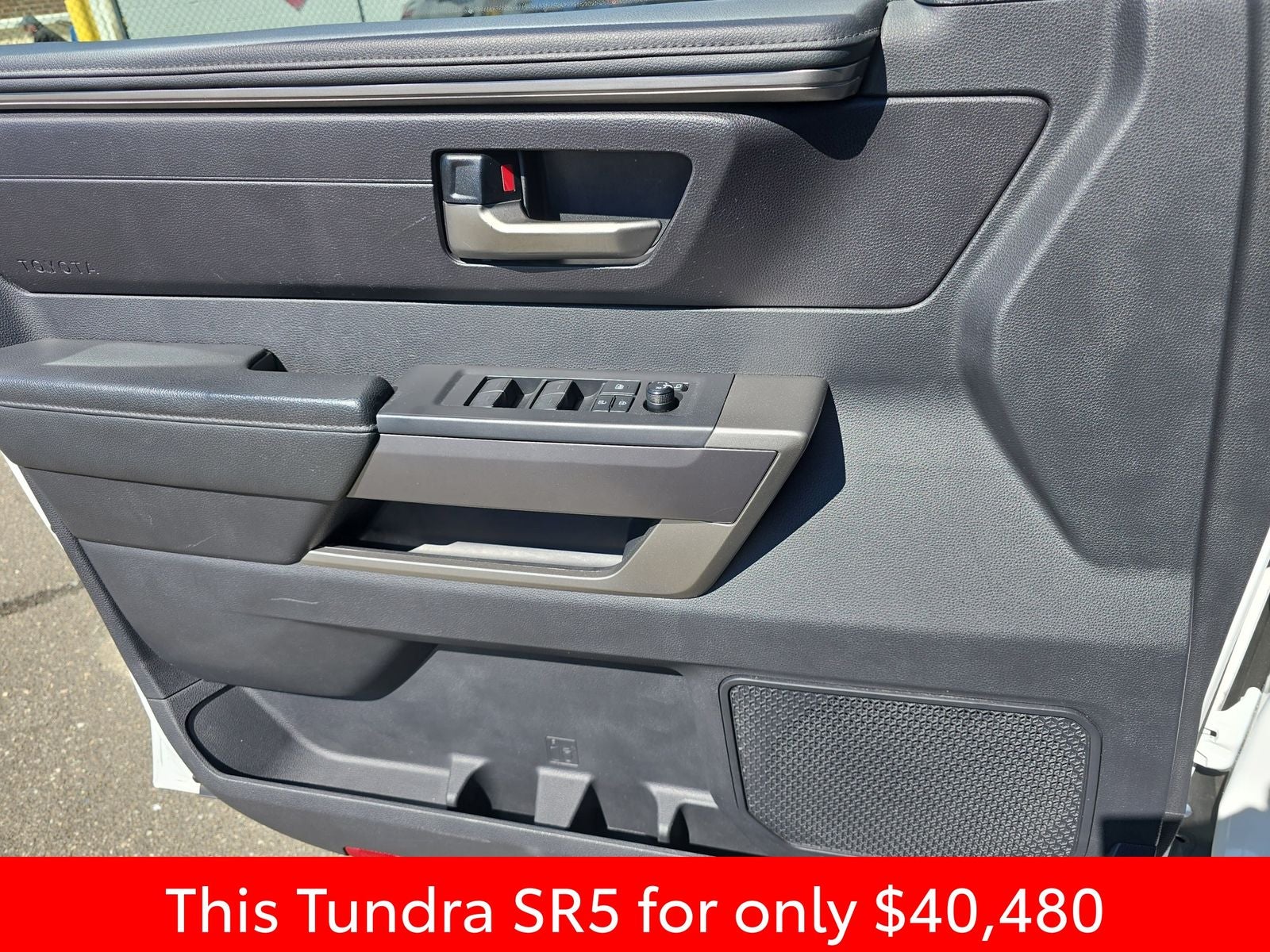 2022 Toyota Tundra SR5