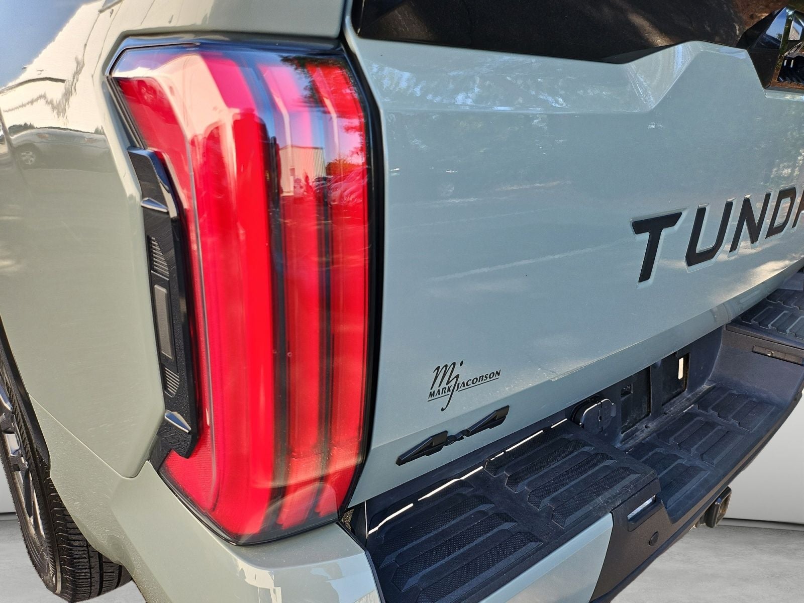 2025 Toyota Tundra Hybrid Platinum
