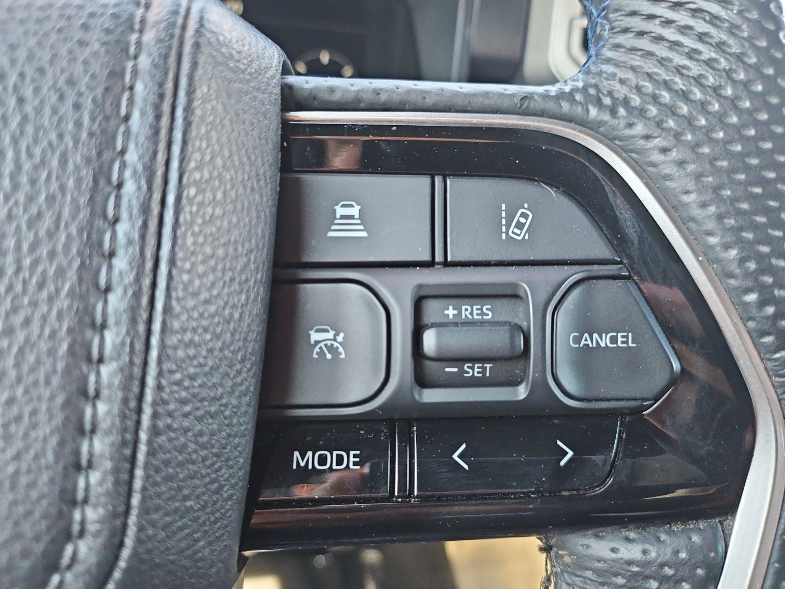 2025 Toyota Tundra Hybrid Platinum