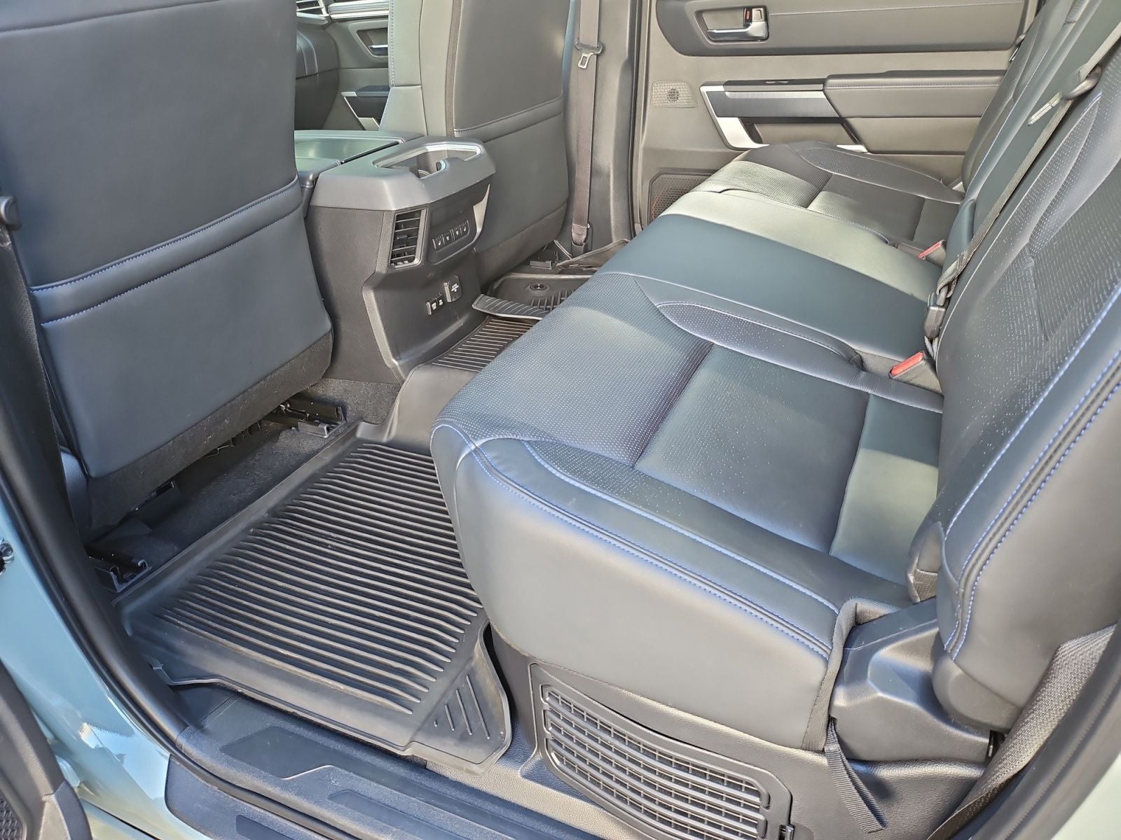 2025 Toyota Tundra Hybrid Platinum