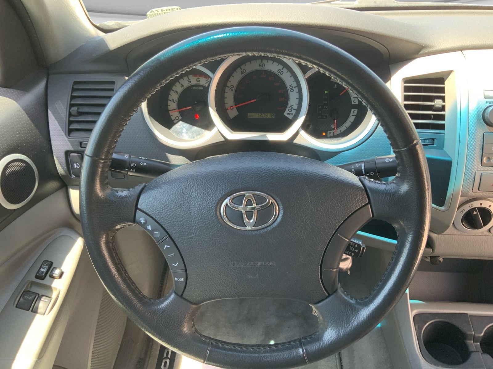 2011 Toyota Tacoma PreRunner V6