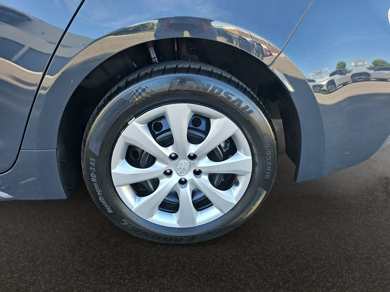 2024 Toyota Corolla LE