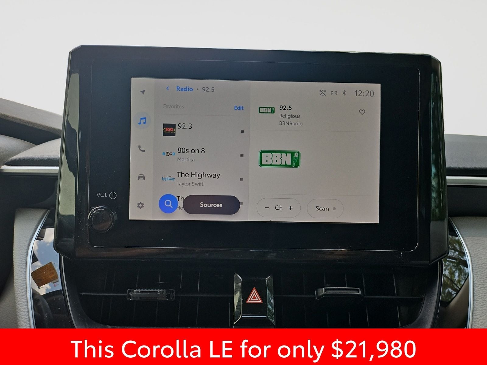 2025 Toyota Corolla LE