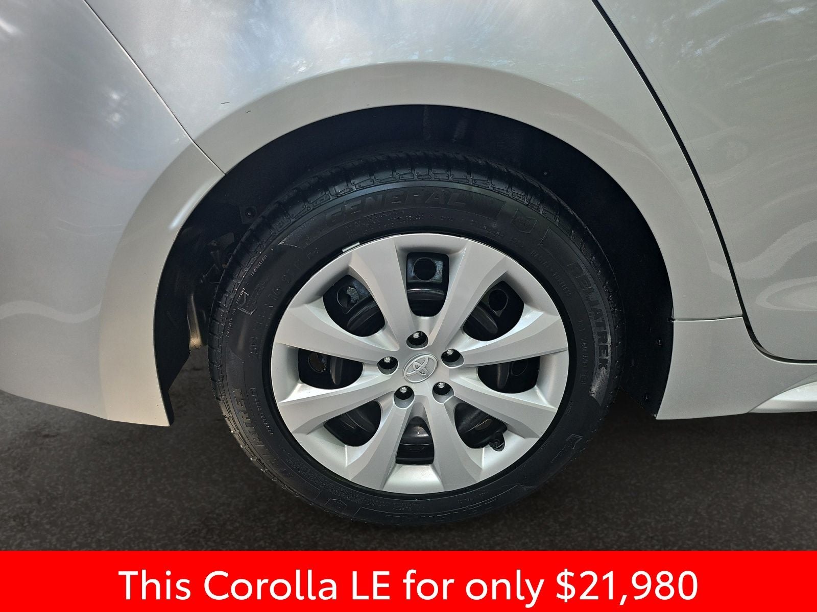 2025 Toyota Corolla LE
