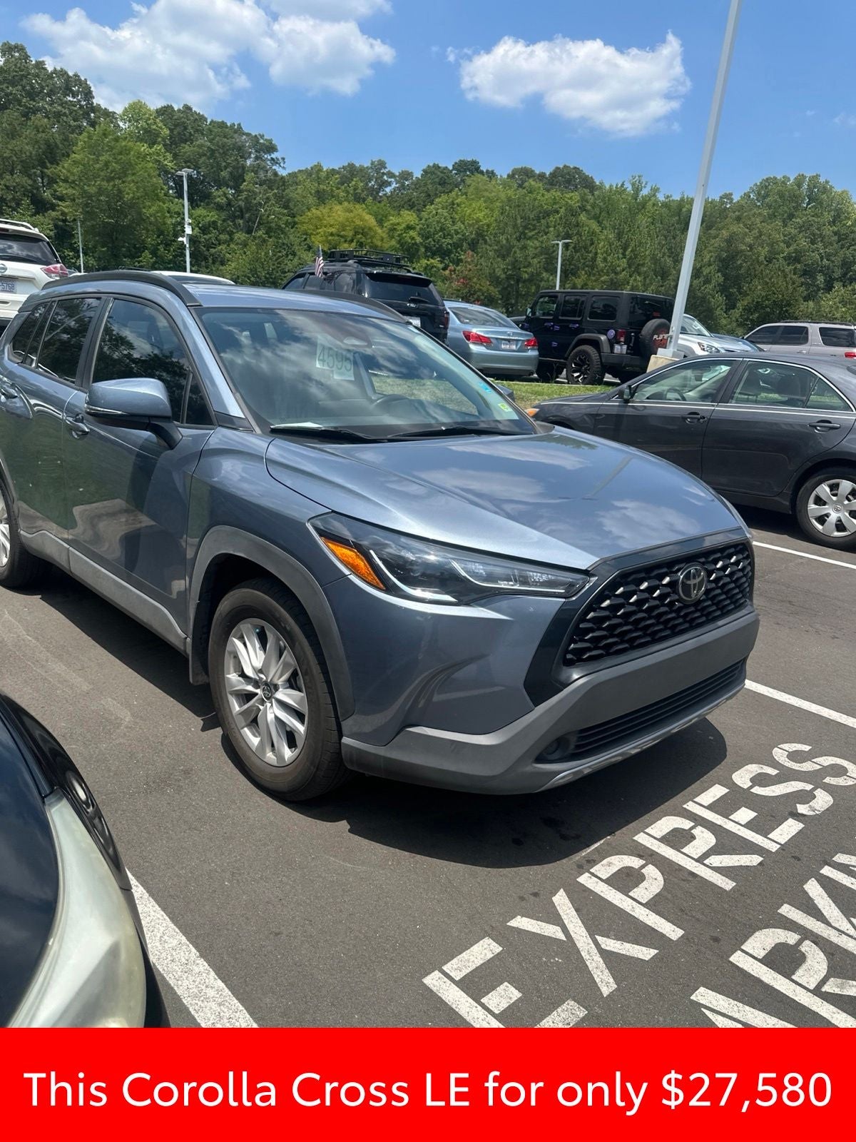 2024 Toyota Corolla Cross LE
