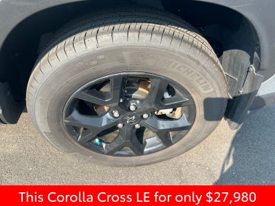 2024 Toyota Corolla Cross LE