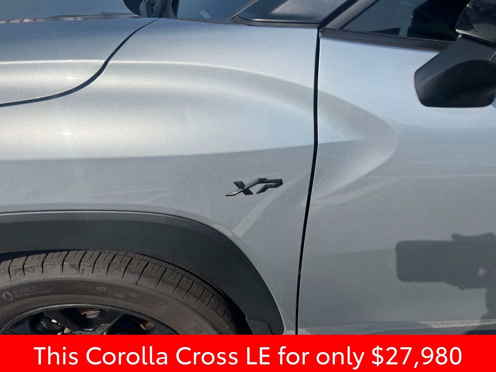 2024 Toyota Corolla Cross LE