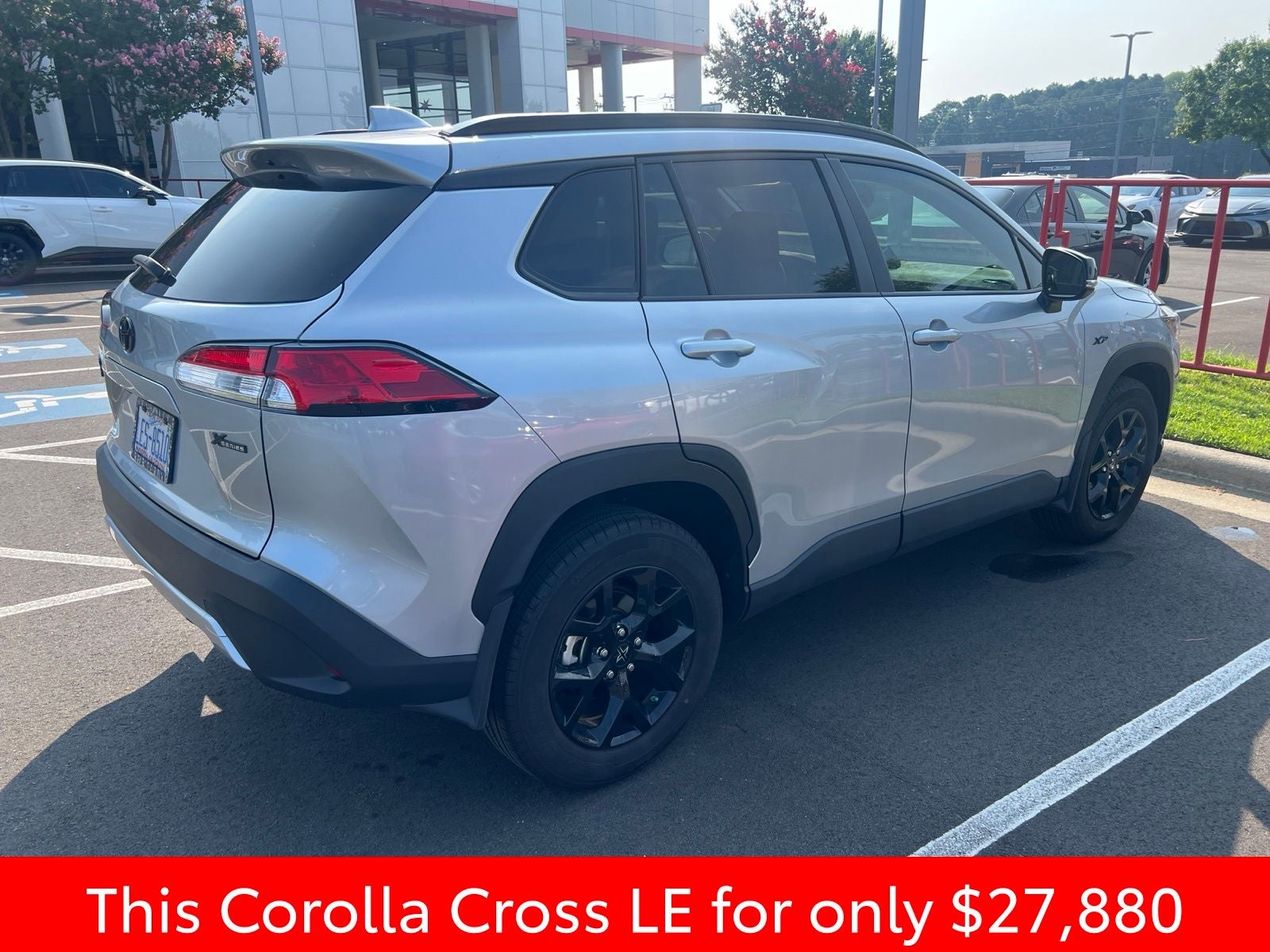 2024 Toyota Corolla Cross LE
