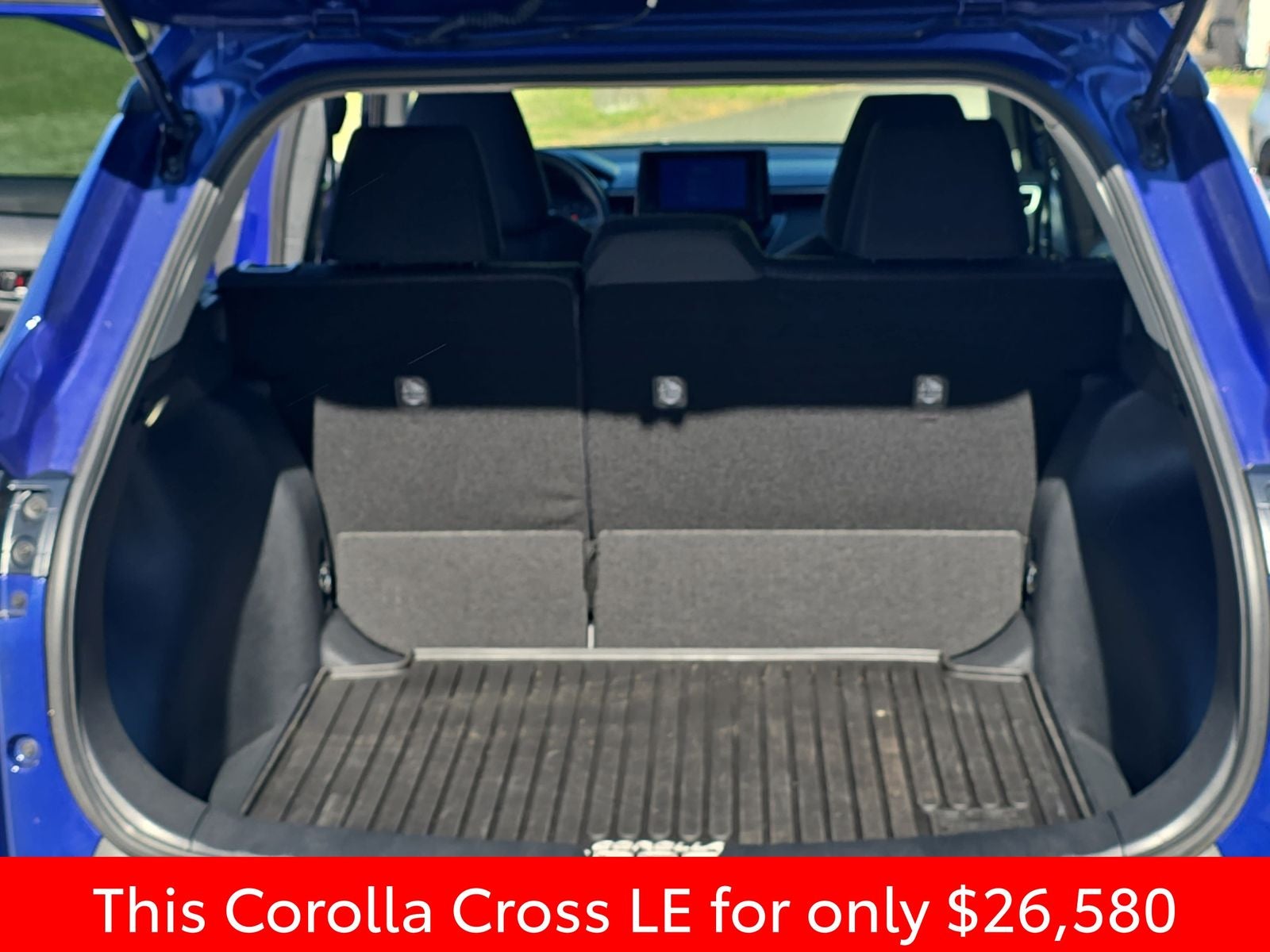 2024 Toyota Corolla Cross LE