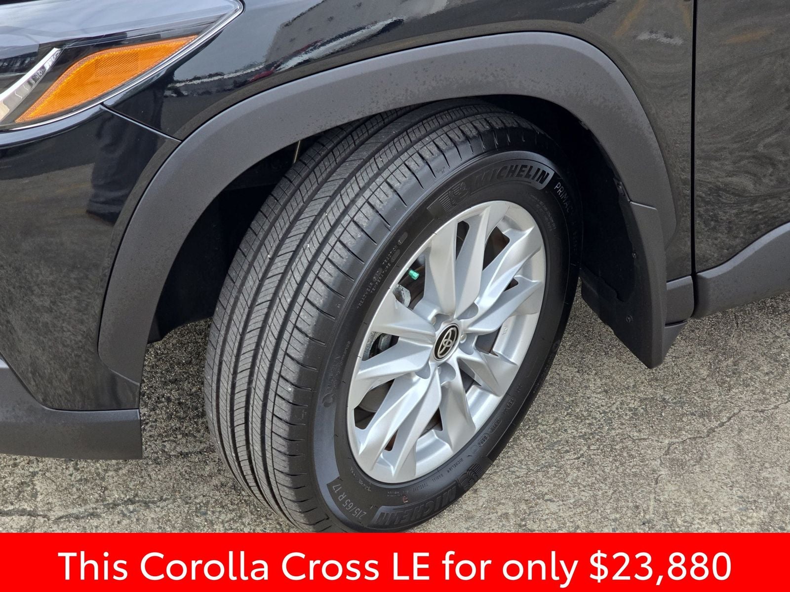 2024 Toyota Corolla Cross LE