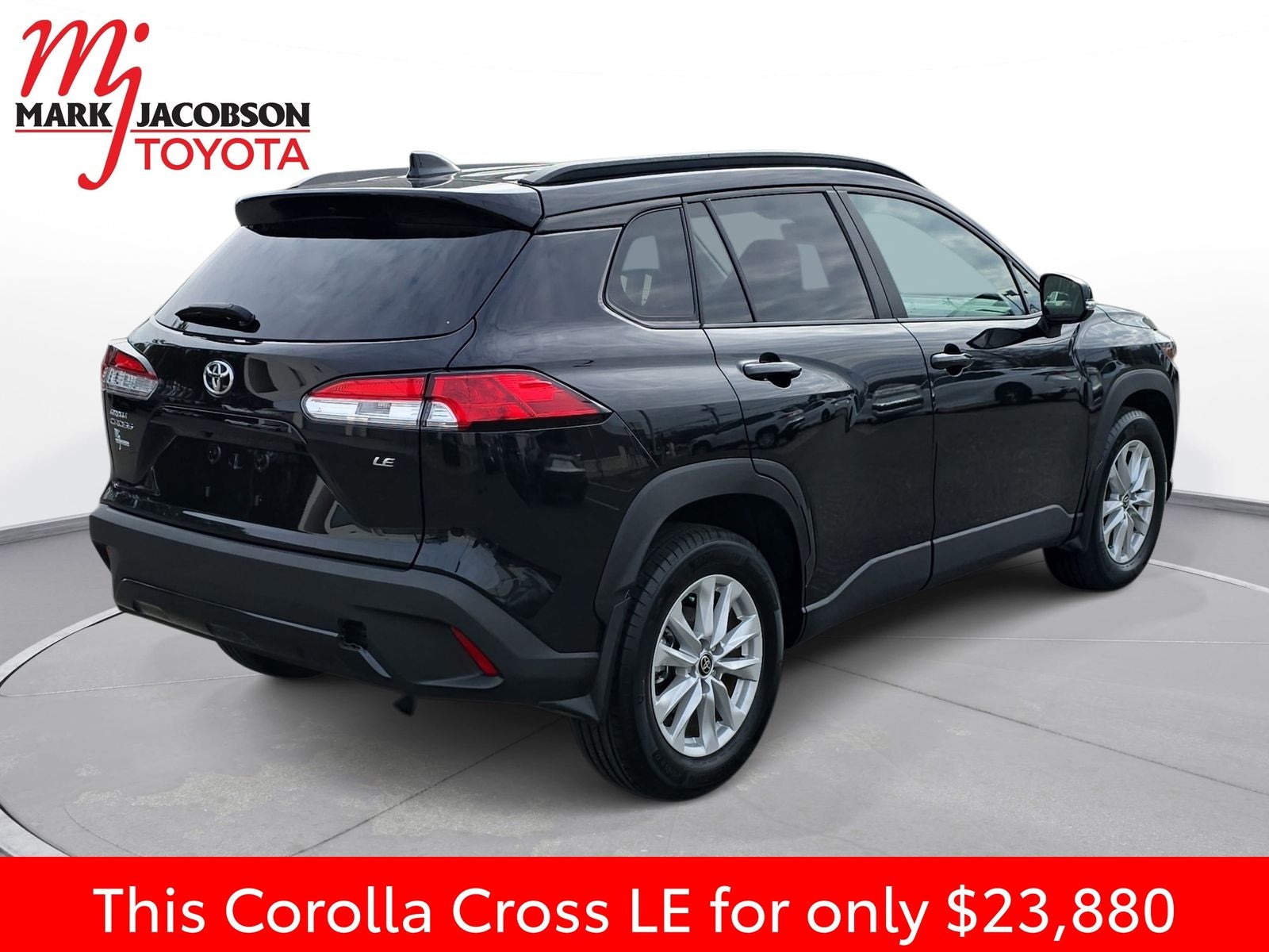 2024 Toyota Corolla Cross LE